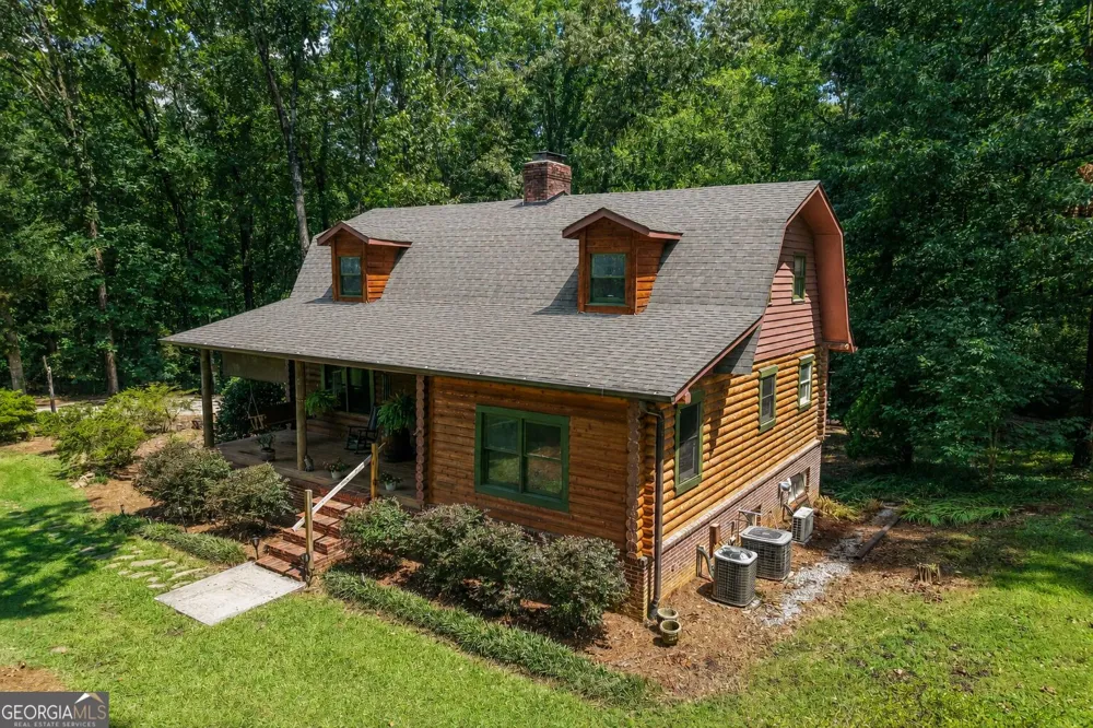 479 Jim Starr RD Newnan, GA 30263