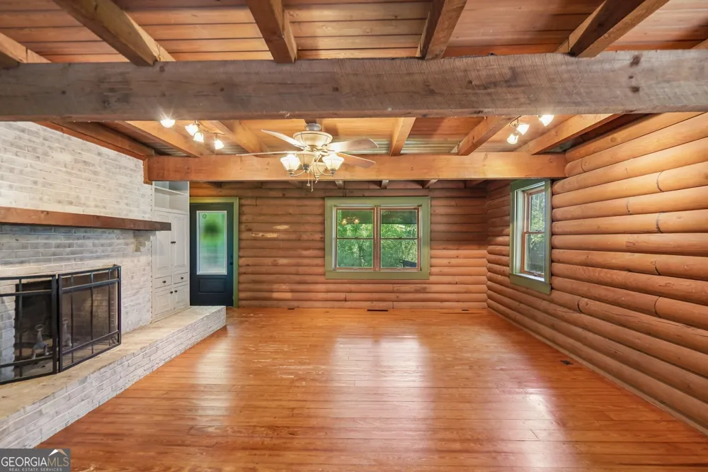479 Jim Starr RD Newnan, GA 30263