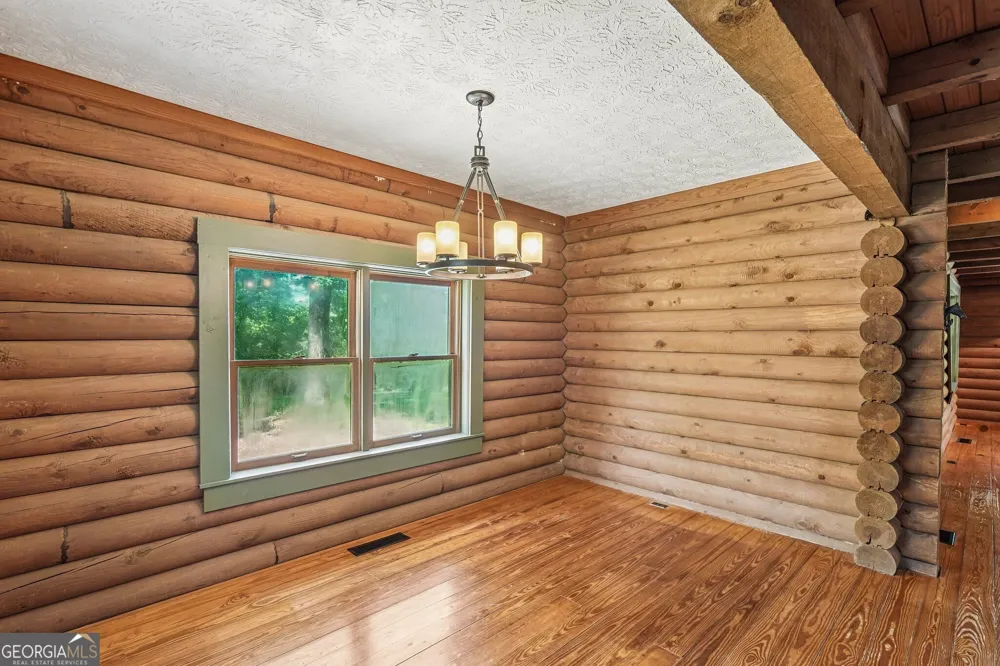 479 Jim Starr RD Newnan, GA 30263