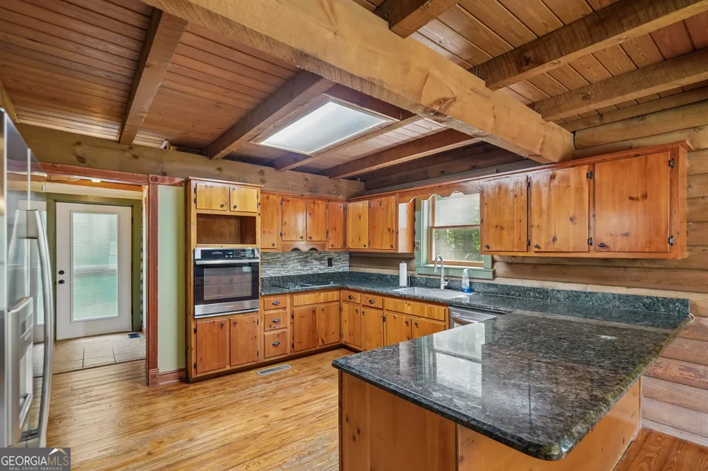 479 Jim Starr RD Newnan, GA 30263