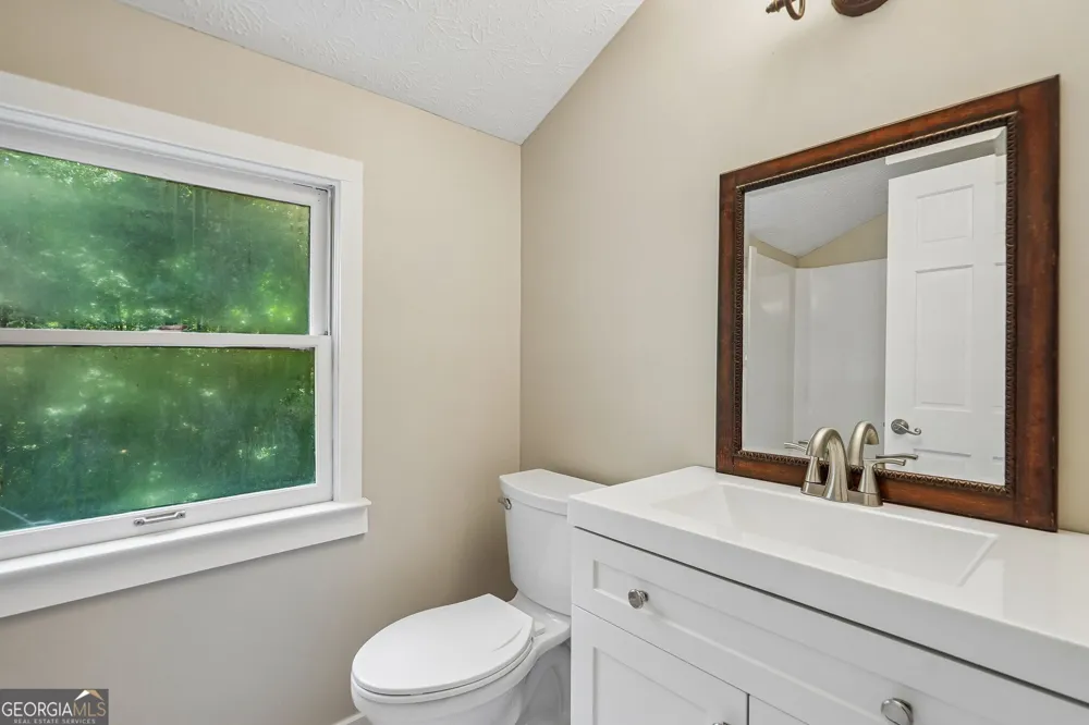 479 Jim Starr RD Newnan, GA 30263