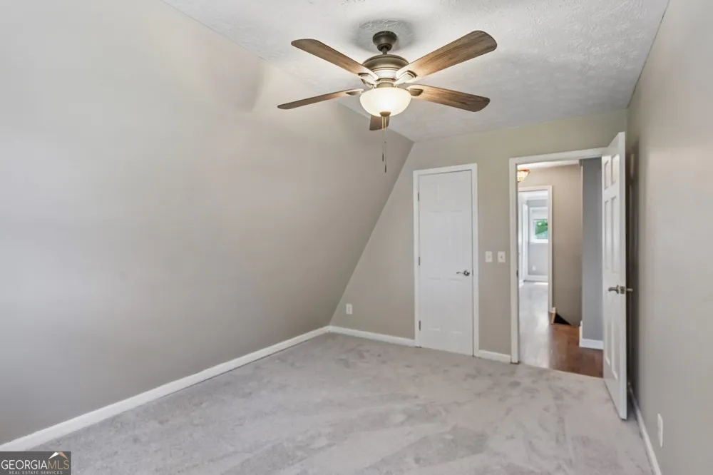 479 Jim Starr RD Newnan, GA 30263