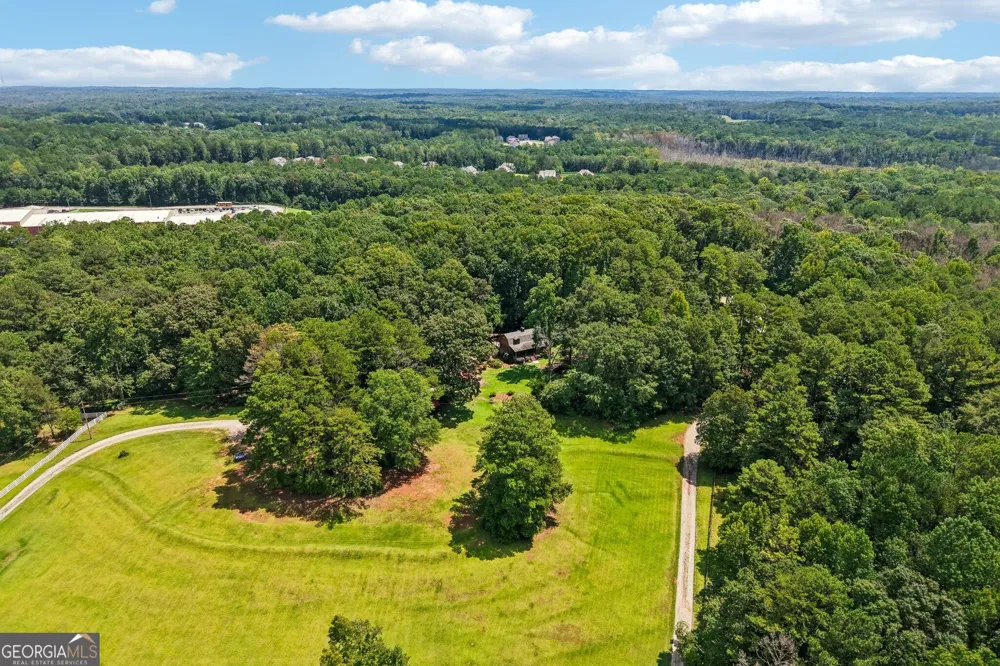 479 Jim Starr RD Newnan, GA 30263