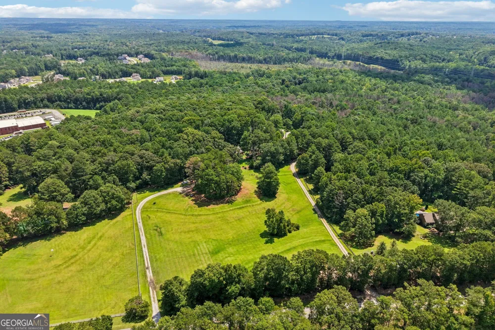 479 Jim Starr RD Newnan, GA 30263