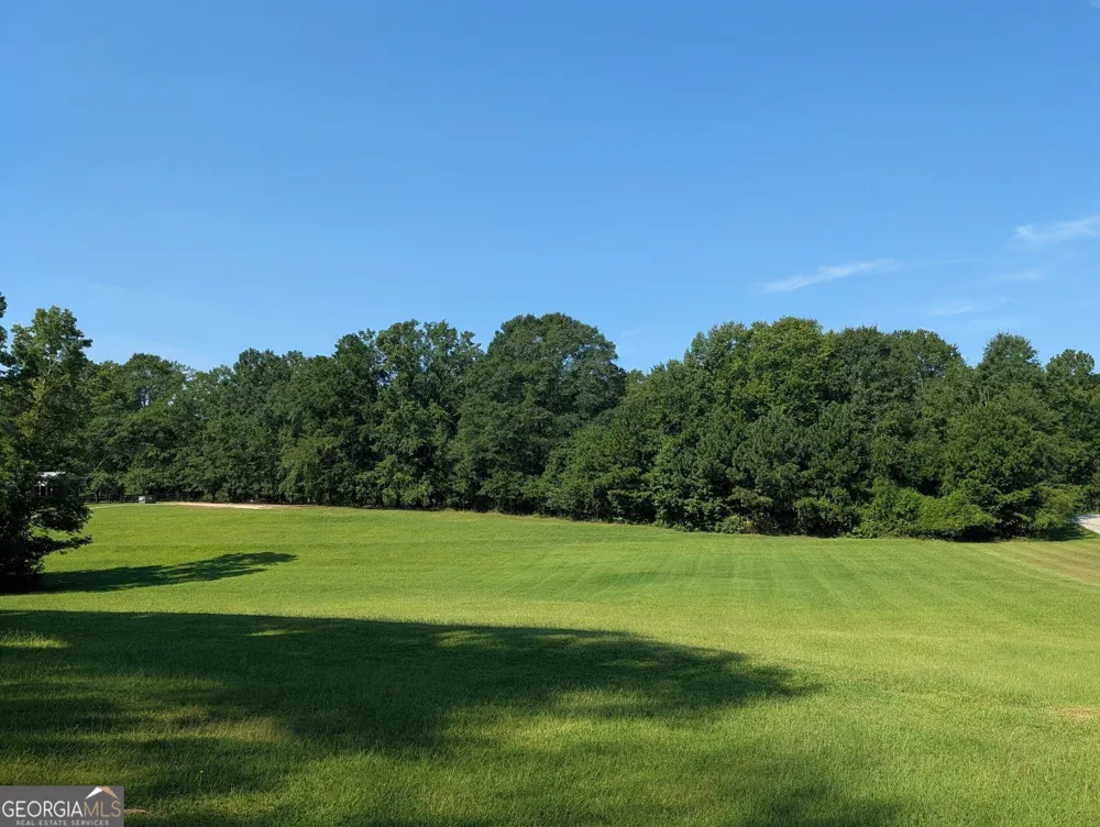 479 Jim Starr RD Newnan, GA 30263
