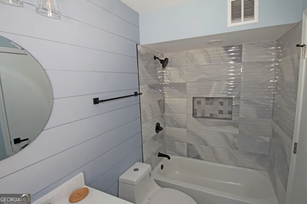 346 Carpenter DR NE Sandy Springs, GA 30328