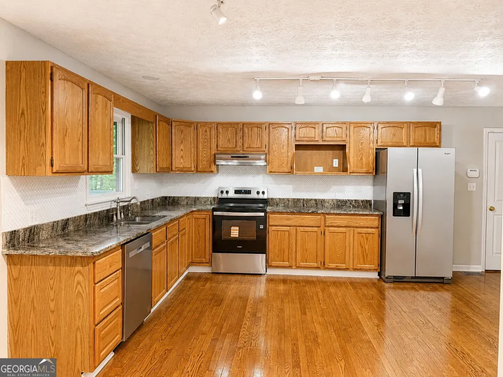 19 Rocky Shoals RD Palmetto, GA 30268