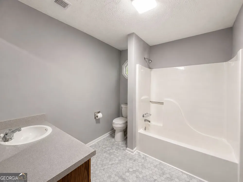 19 Rocky Shoals RD Palmetto, GA 30268