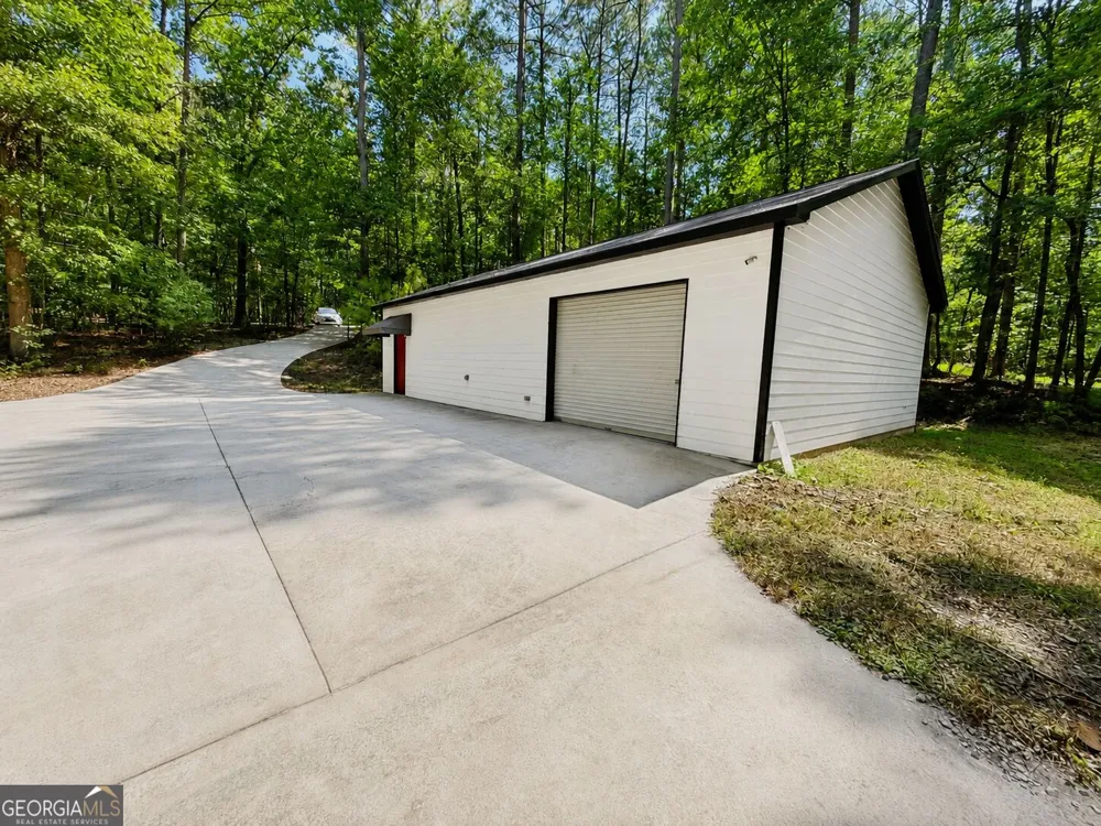 19 Rocky Shoals RD Palmetto, GA 30268