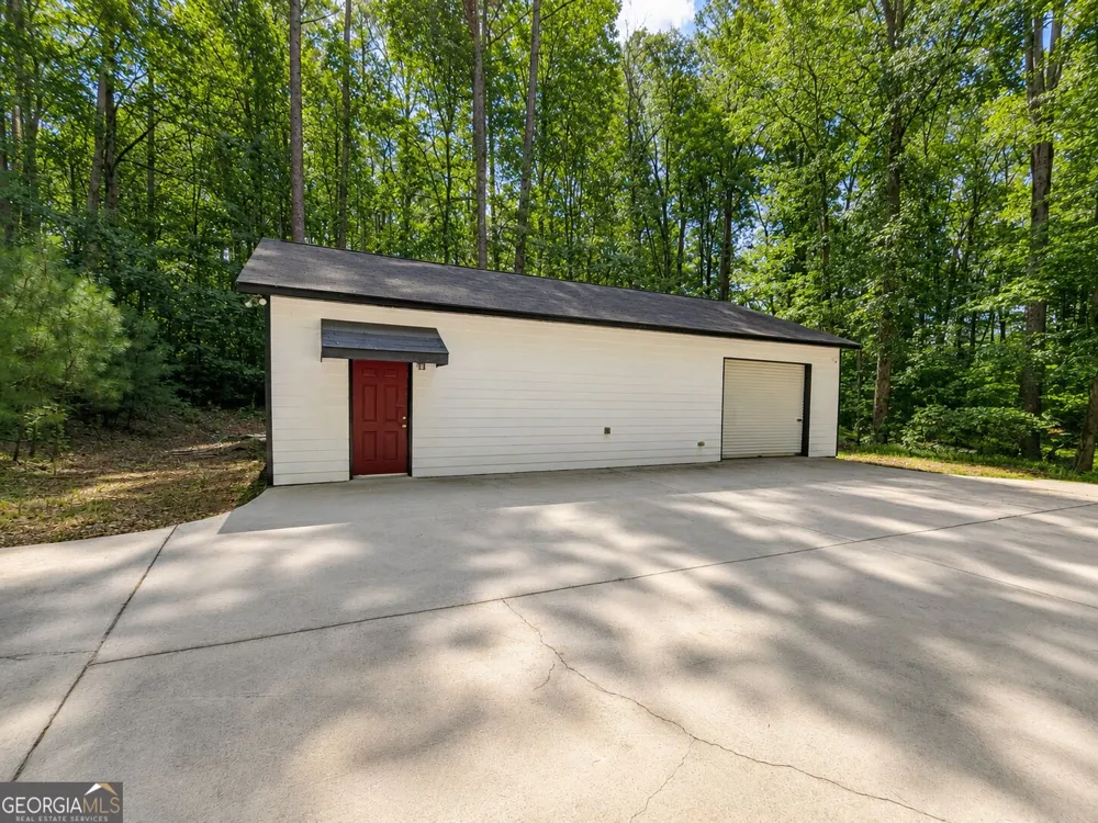 19 Rocky Shoals RD Palmetto, GA 30268