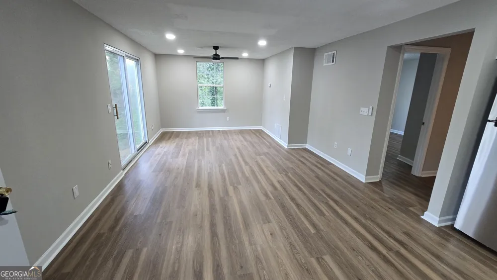 3025 Mangum DR Cumming, GA 30041