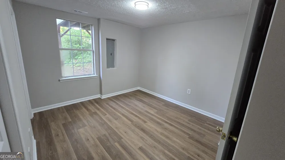 3025 Mangum DR Cumming, GA 30041