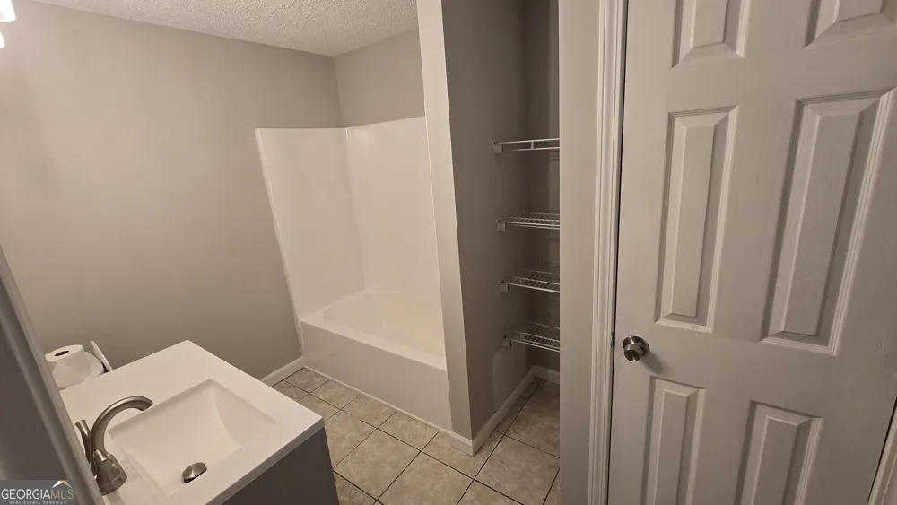 3025 Mangum DR Cumming, GA 30041