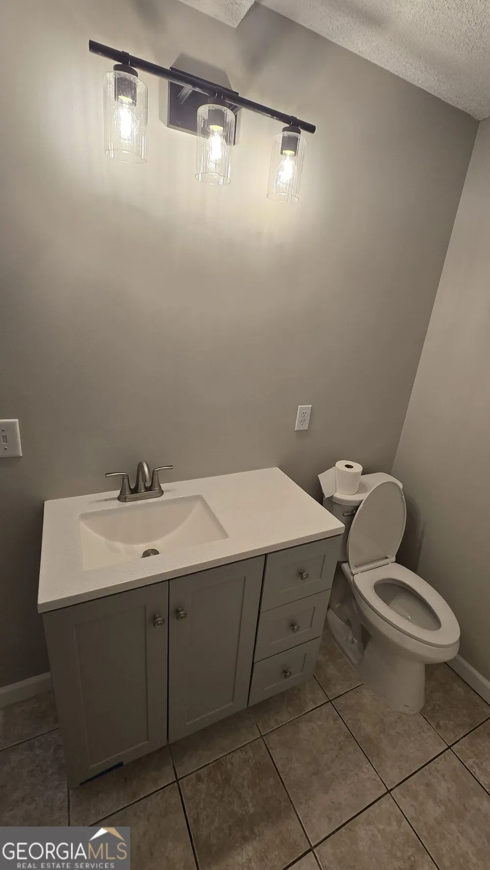 3025 Mangum DR Cumming, GA 30041