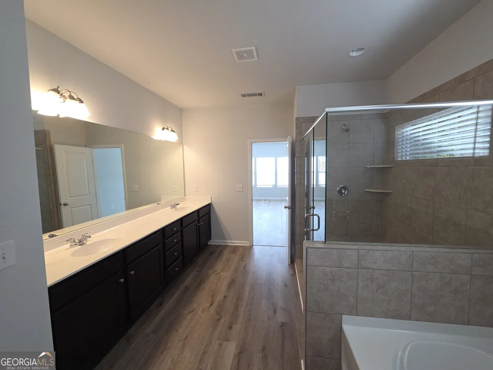 2034 Britt DR Snellville, GA 30078