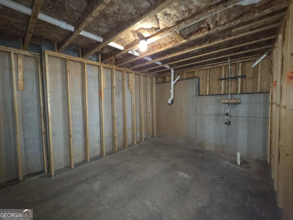 2034 Britt DR Snellville, GA 30078
