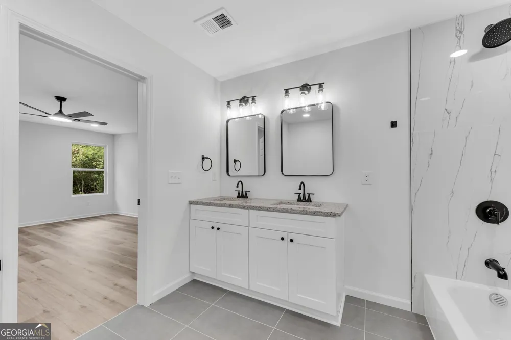 3414 Ashford LOOP Ellenwood, GA 30294