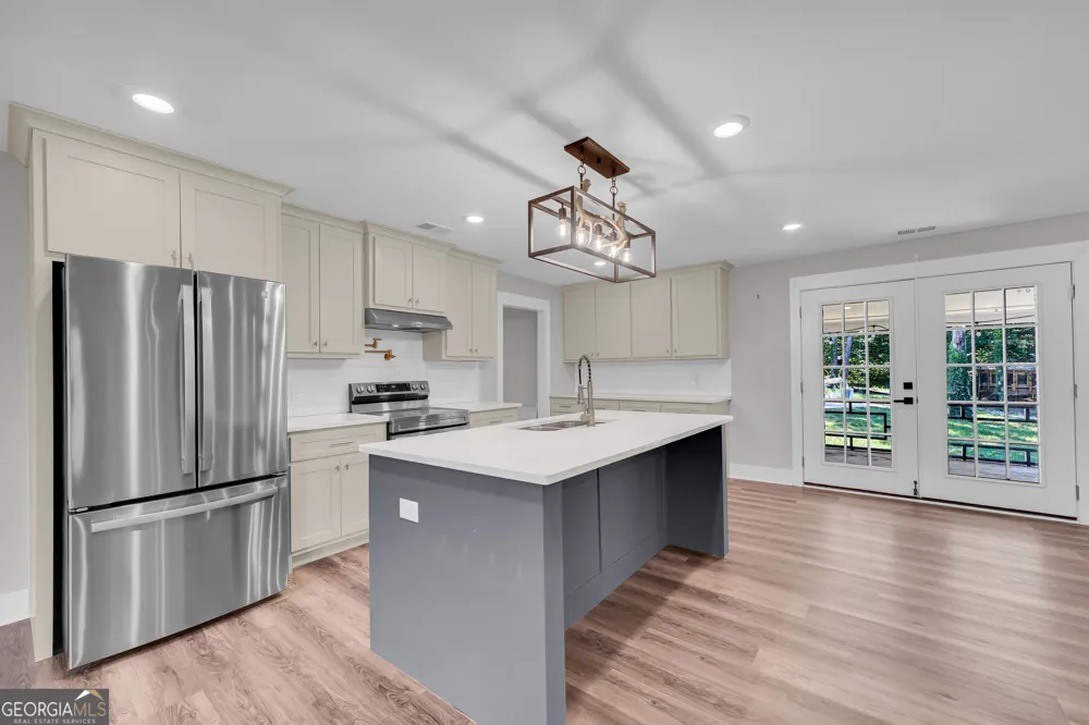 263 Pressley RD Eastanollee, GA 30538