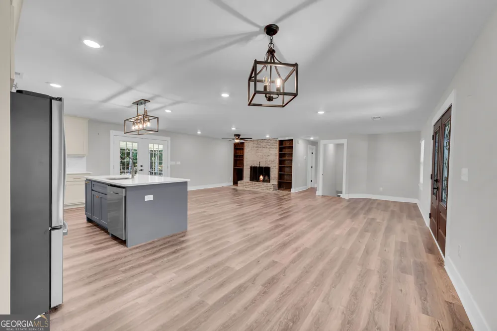 263 Pressley RD Eastanollee, GA 30538