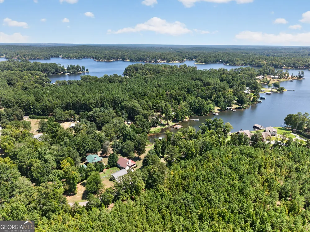 366 Sinclair RD Eatonton, GA 31024
