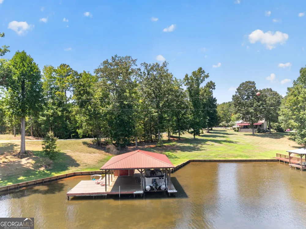 366 Sinclair RD Eatonton, GA 31024