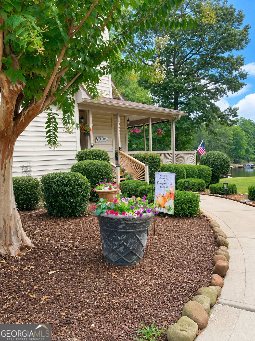 366 Sinclair RD Eatonton, GA 31024