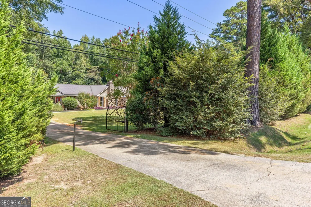 6811 Mobley RD Columbus, GA 31904