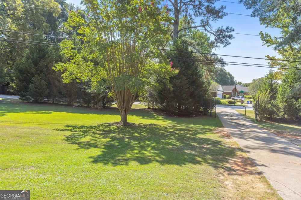 6811 Mobley RD Columbus, GA 31904