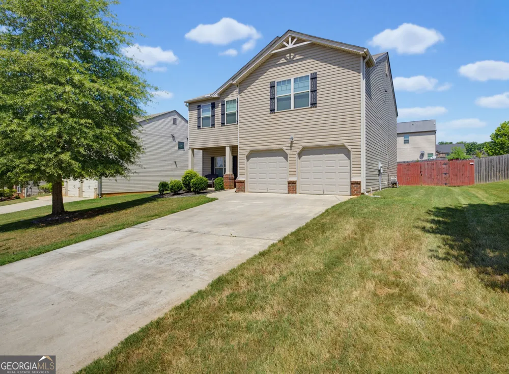 346 Lamont LN Hampton, GA 30228