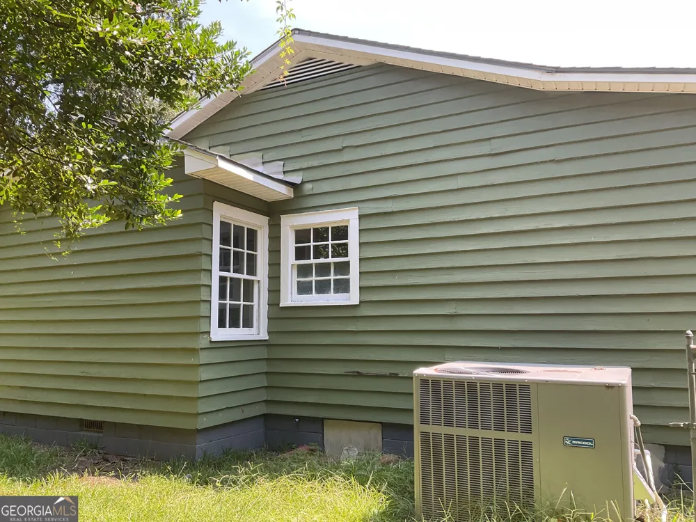 66 Kibbee ST Hawkinsville, GA 31036