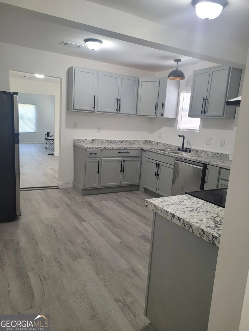 191 Forest AVE Macon, GA 31204
