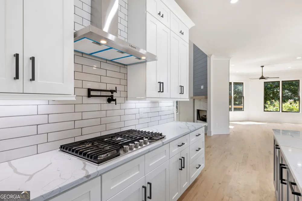 4824 Deer Creek CT Flowery Branch, GA 30542