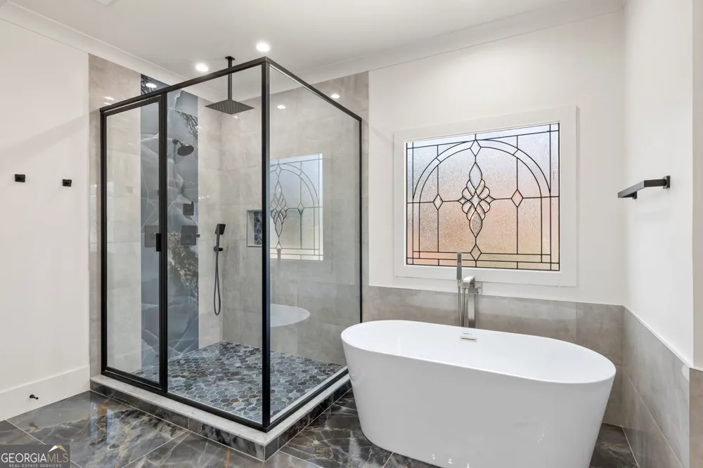 4824 Deer Creek CT Flowery Branch, GA 30542