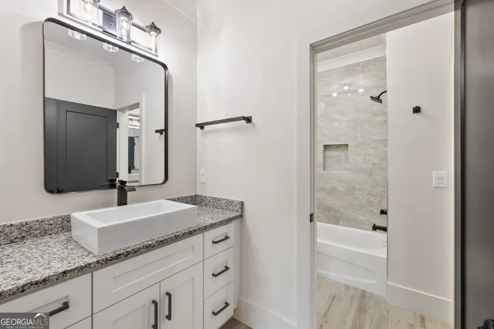 4824 Deer Creek CT Flowery Branch, GA 30542