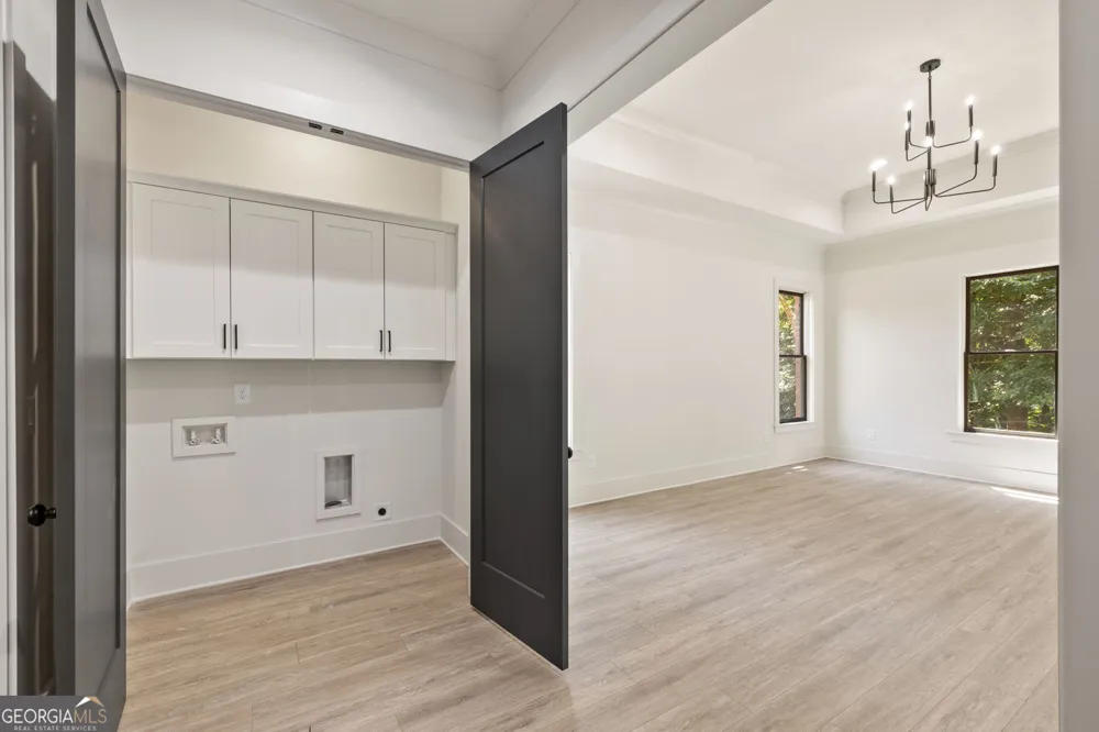 4824 Deer Creek CT Flowery Branch, GA 30542