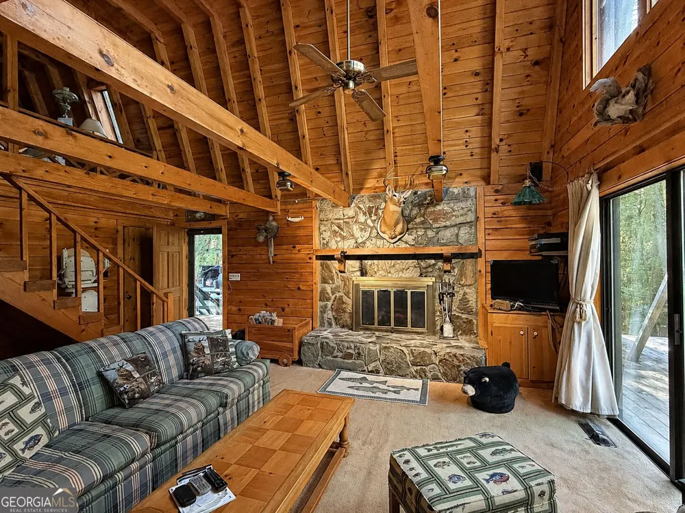 10 Fightingtown DR Blue Ridge, GA 30513