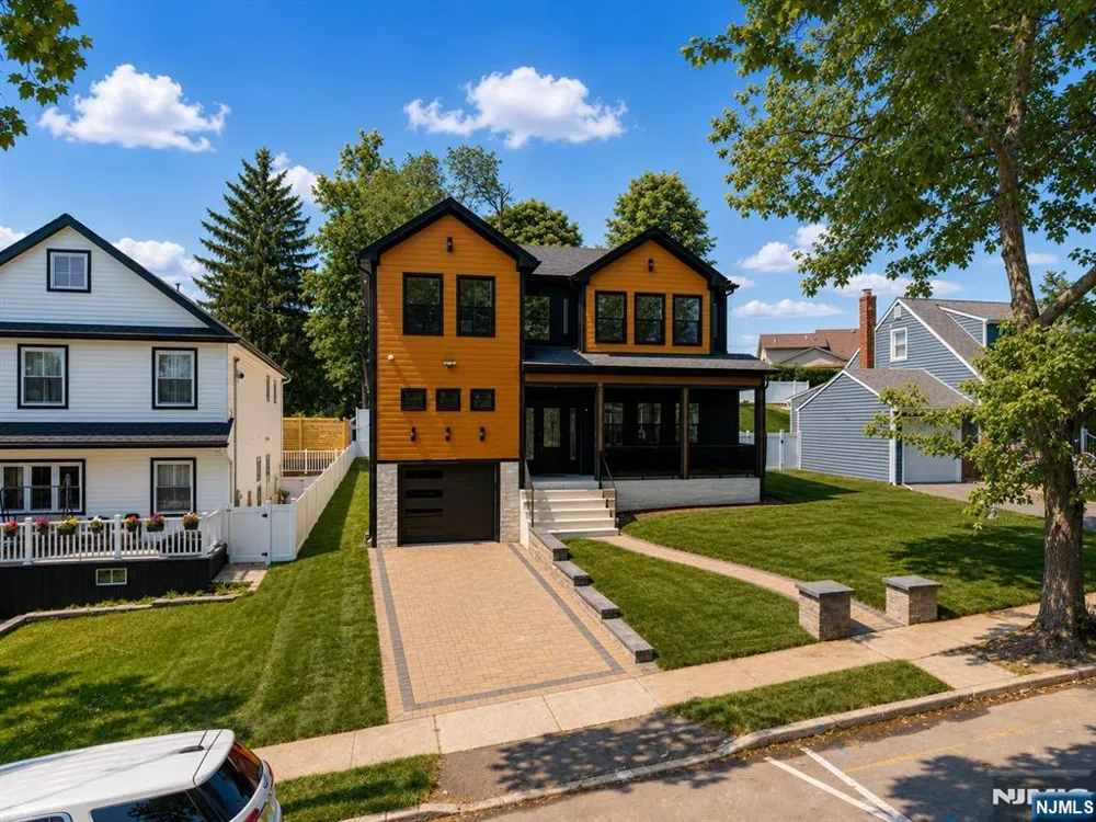 15 Edison Street Clifton, NJ 07013