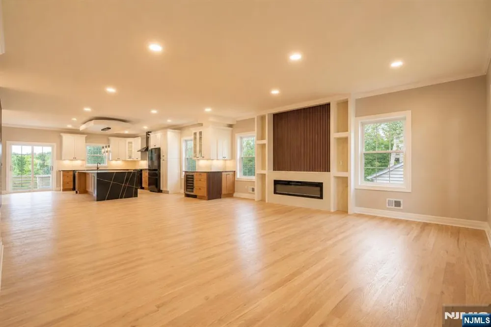 15 Edison Street Clifton, NJ 07013