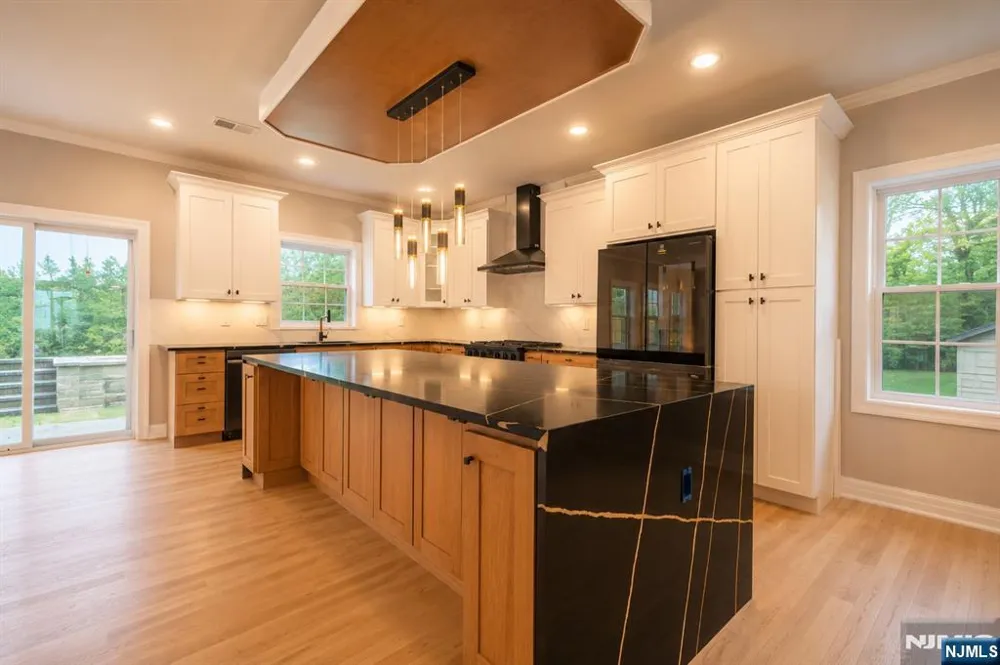 15 Edison Street Clifton, NJ 07013
