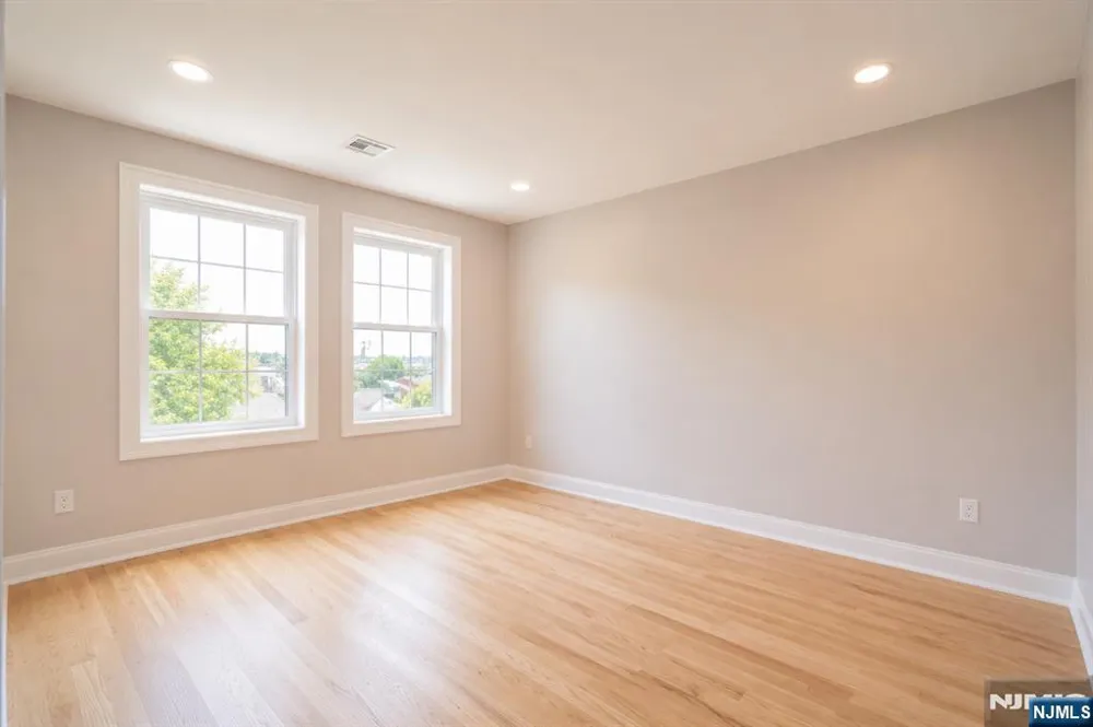 15 Edison Street Clifton, NJ 07013