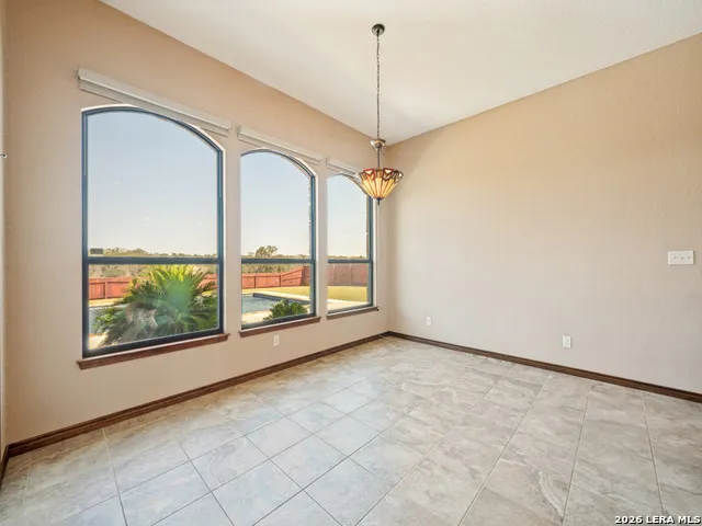 201 Abrego Lake Floresville, TX 78114