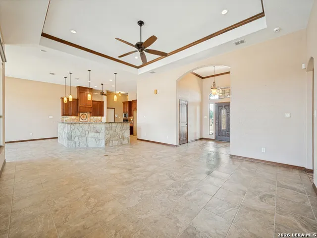 201 Abrego Lake Floresville, TX 78114