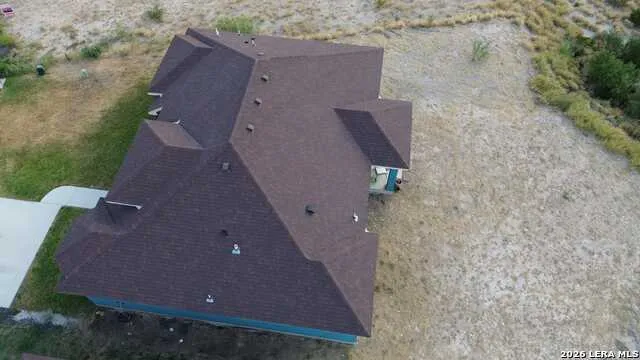 2337 Darlene Eagle Pass, TX 78852