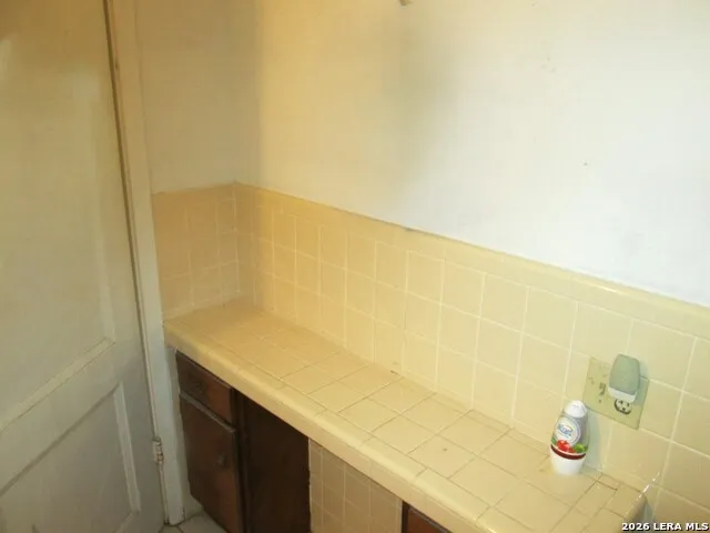 343 TRUDELL DR San Antonio, TX 78213