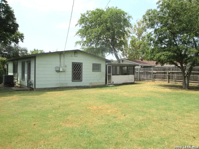 343 TRUDELL DR San Antonio, TX 78213