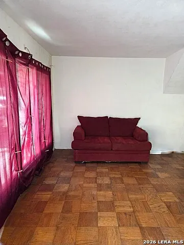 343 TRUDELL DR San Antonio, TX 78213