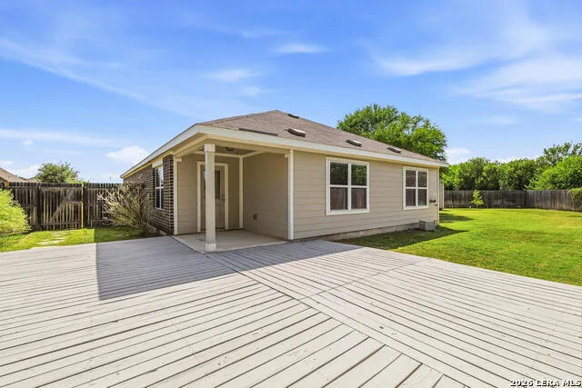 10307 Owl Woods Schertz, TX 78154