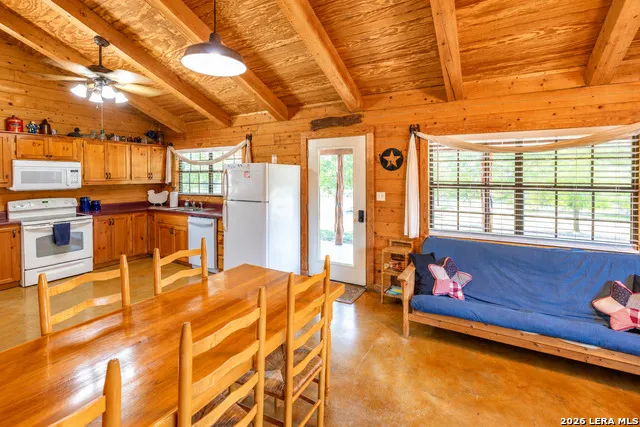 28 Private Road 3855 Utopia, TX 78884