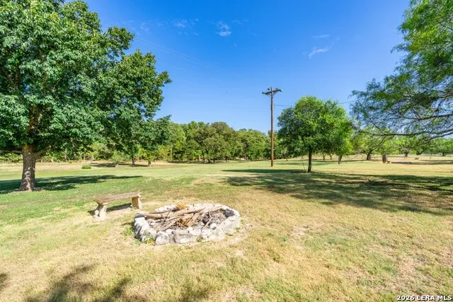 28 Private Road 3855 Utopia, TX 78884