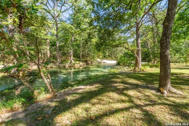 28 Private Road 3855 Utopia, TX 78884